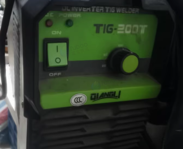 蚌埠地区处理电焊氩弧焊机、全线仪、欧母仪、电工木工工具