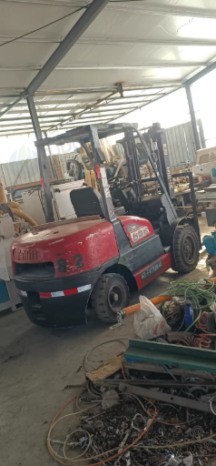 青岛地区处理3台叉车