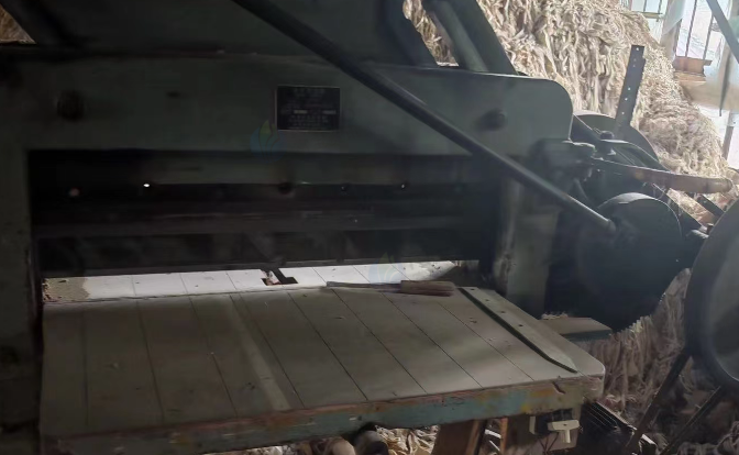 宝鸡地区处理对开切纸机