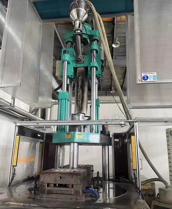 天津地区处理百赞精密120吨立式注塑机两台