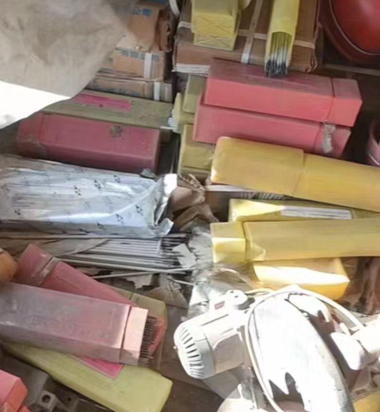 安阳地区工地完工处理一批焊条