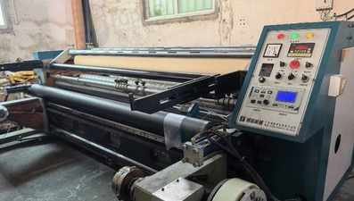 汕头地区处理无轴装料背靠背分切机