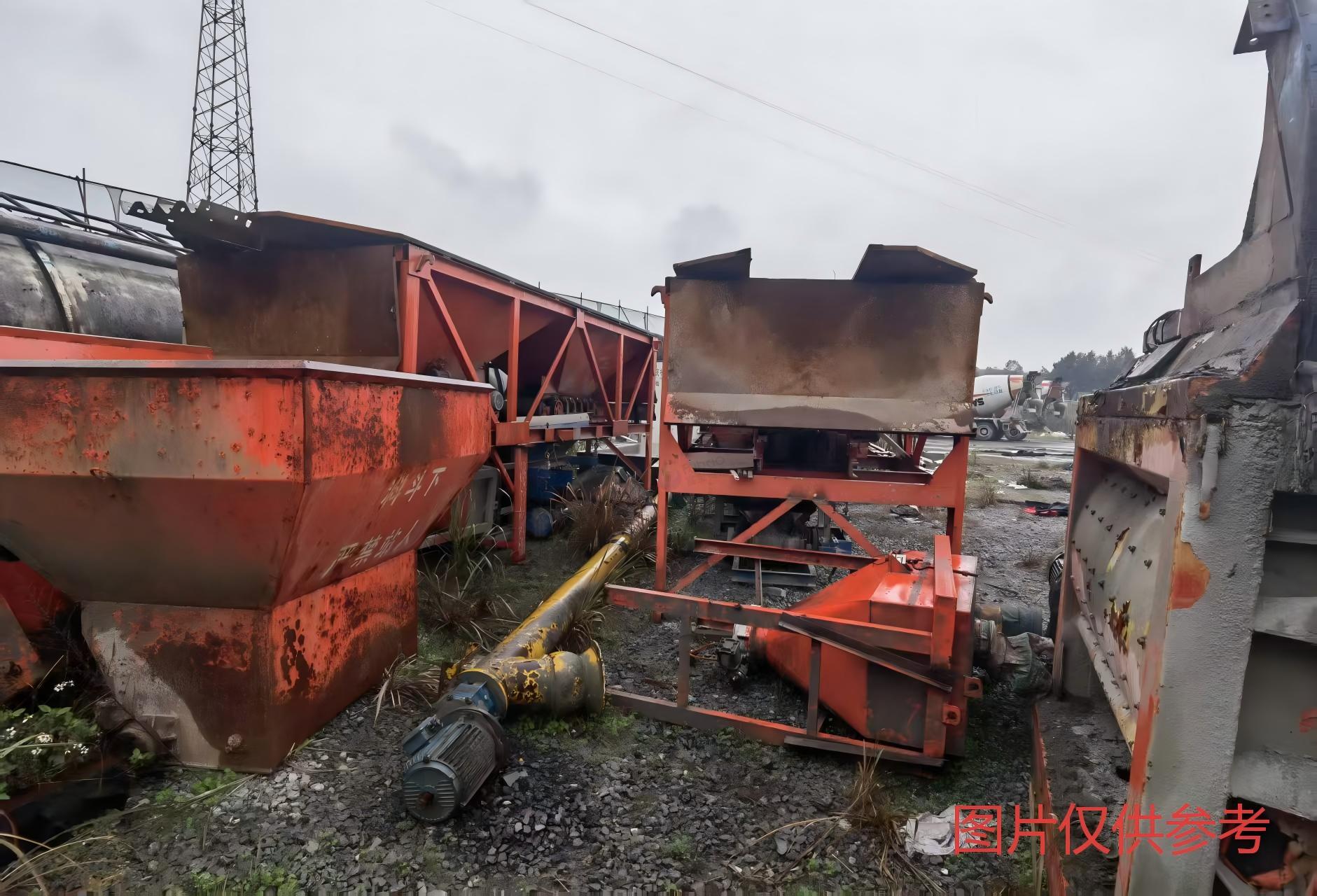 1月22日重庆綦江道路材料公司广建JS1500混凝土搅拌机一台转让公告1