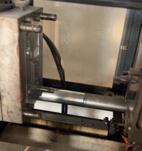 南京地区工厂处理120T阿波罗注塑机