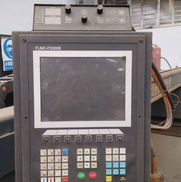 淄博地区工厂处理数控车床1台、5T行车1台