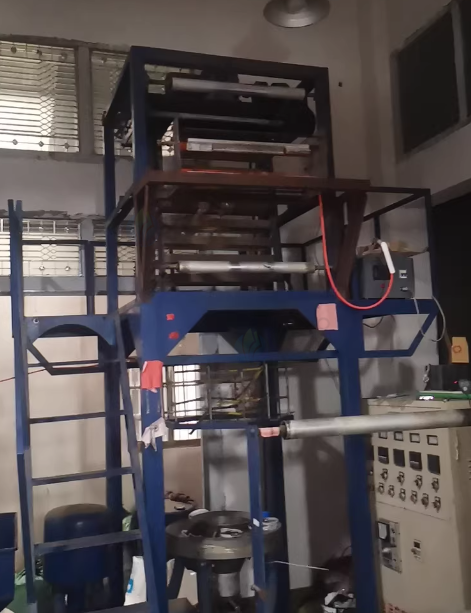 温州地区处理700型吹膜机两台