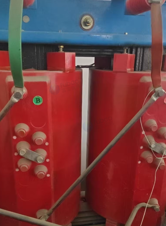 东莞地区工厂处理水冷空调8台、500KW变压器1台