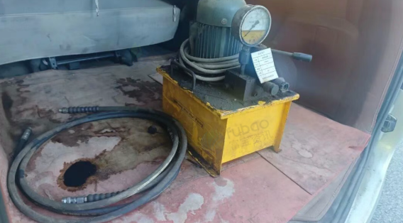 1月14日鞍山存货、原材料、机器设备拍卖公告