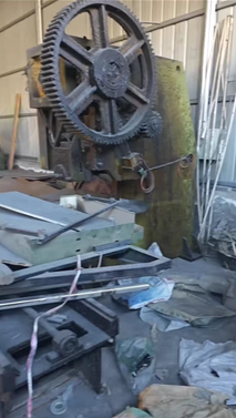 廊坊地区处理杨力25吨深喉数控冲床带送料架、杨力63吨深喉数控冲床带送料架