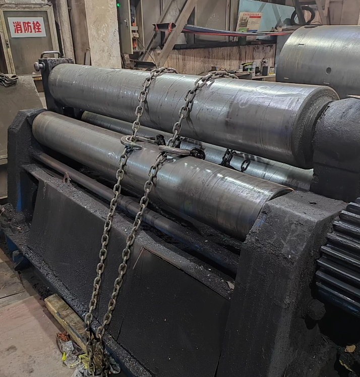 无锡地区工厂处理2000三辊卷板机