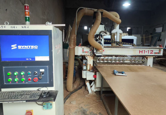 武汉地区工厂处理封边机、加工中心、吸塑机、打磨机等