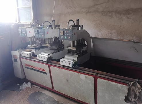 大连地区处理塑钢焊机、V型锯、钻铣床