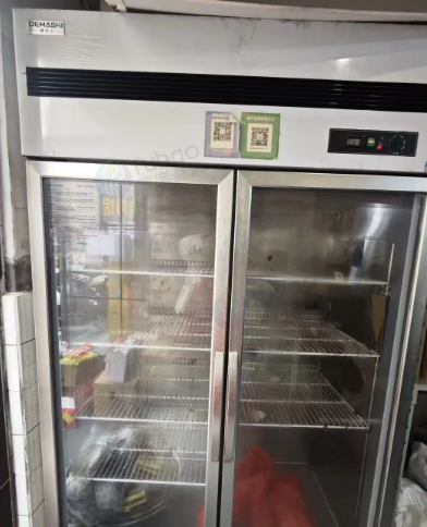 重庆地区店铺处理货架、冰箱、卧式冰柜、展示柜、猛火灶、切片机、中央空调等