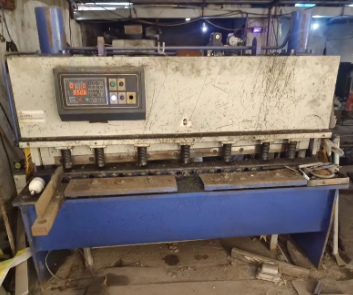 临沂地区处理3吨台励福叉车 液压剪板机