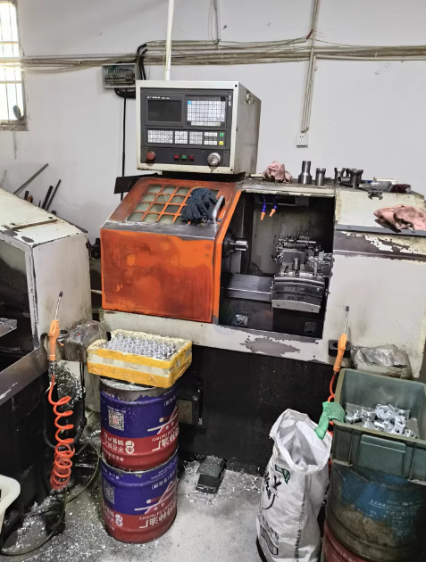 嘉兴地区处理3台上海宋氏SNC200H高速数控卡盘车床