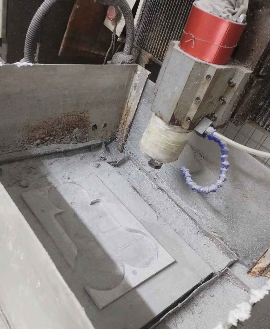 深圳地区处理金属雕刻机