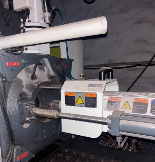 无锡地区工厂处理110T注塑机