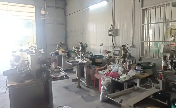 汕头地区工厂处理文胸肩带加工厂整厂设备