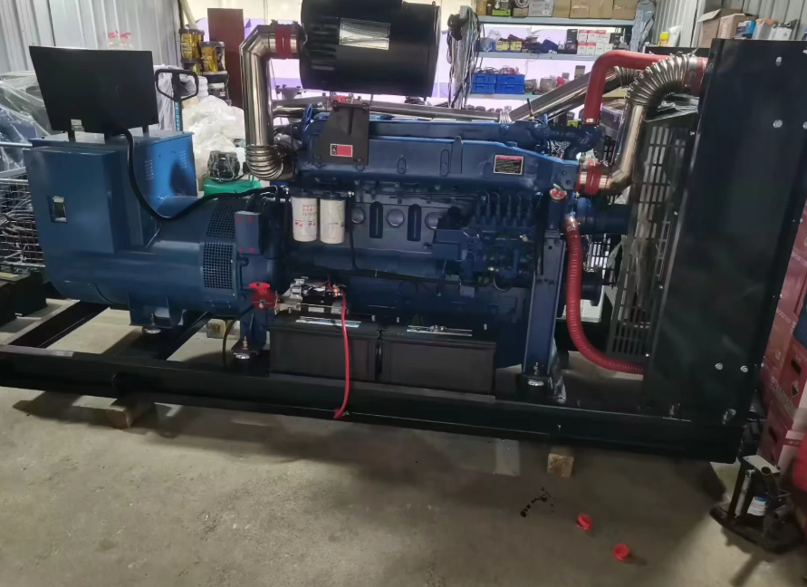 贵阳地区处理200KW全新柴油发电机组