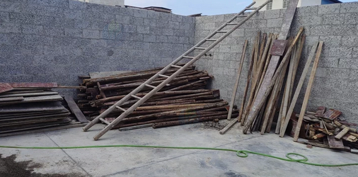 来宾地区处理1批木方、顶筒、模板