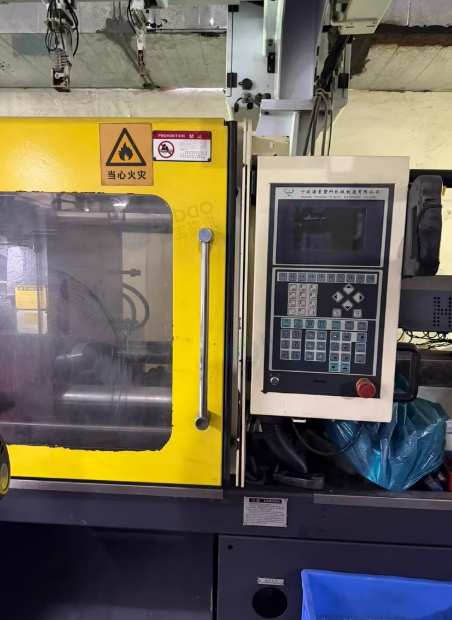 东莞地区工厂处理160T海星注塑机、120T台湾南荣注塑机