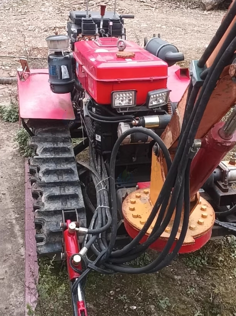 贵阳地区处理两台犁土机