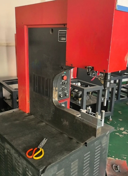 东莞地区处理液压压铆机8吨