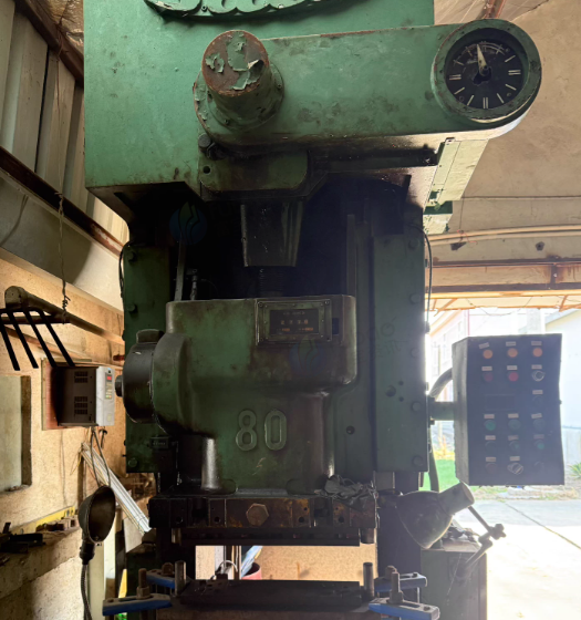 南通地区工厂处理80T气动冲床