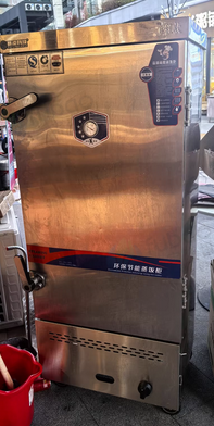 南昌地区处理六门冰箱商用、消毒柜、12托盘蒸饭车