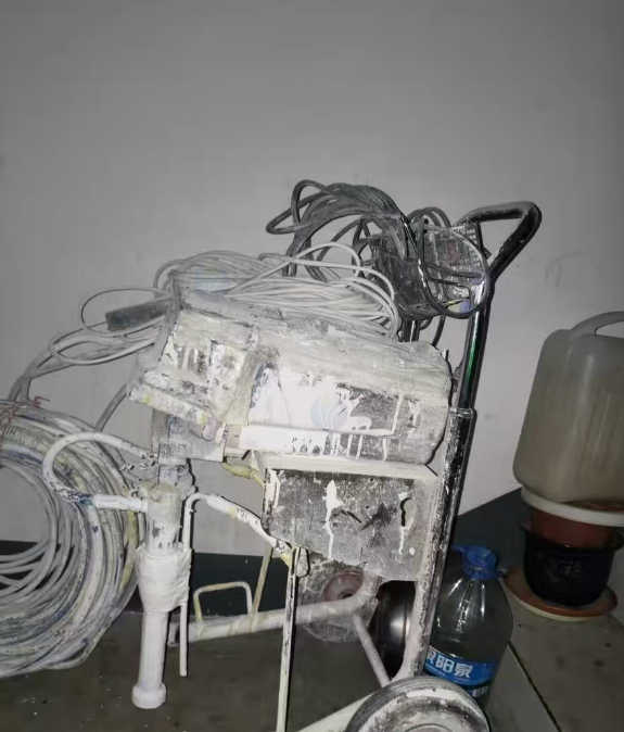 长春地区个人闲置处理喷漆泵和打磨机