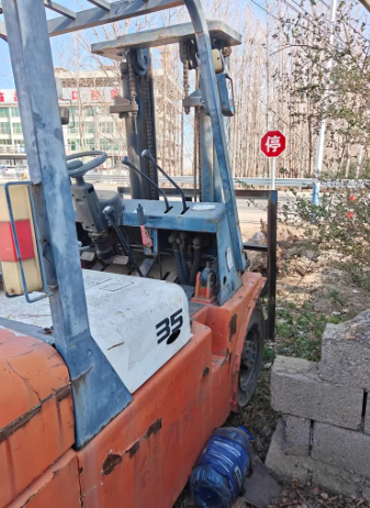临沂地区处理3.5吨合力叉车