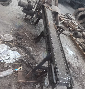 沧州地区处理8公斤机器人、100吨冲床、上料机、150数控车床、不锈钢输送链板整套