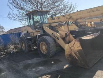 潍坊地区个人处理11年临工30装载机 13年临工装载机