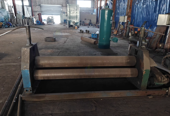 淮安地区工厂处理2m卷板机1台、壹吨双层反烧燃煤蒸汽锅炉一套、汉博电焊机5台等设备