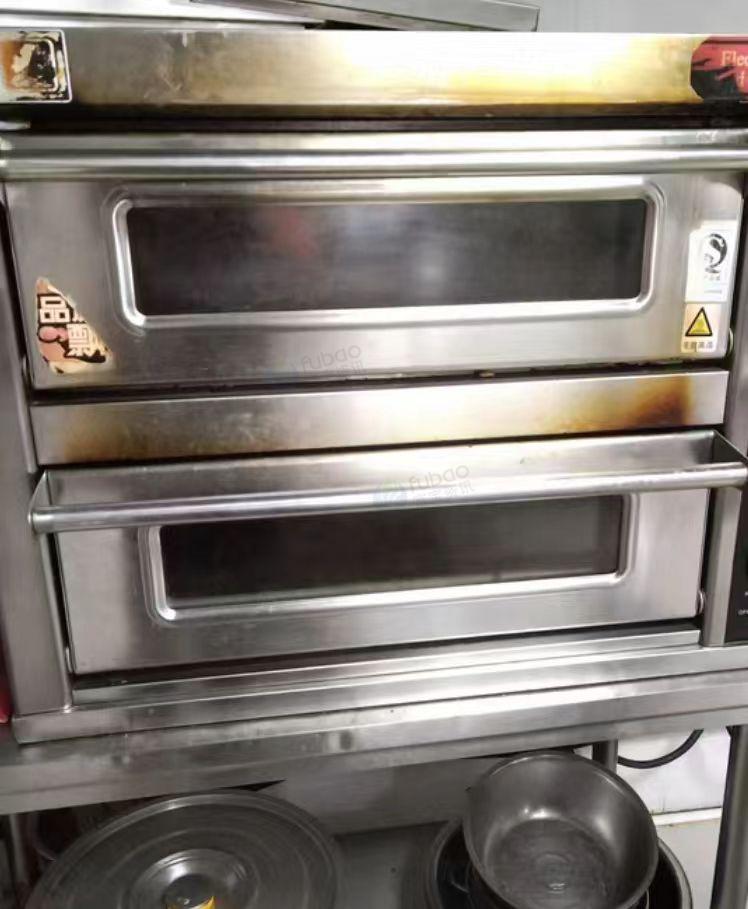 呼和浩特地区处理商用蒸饭柜、不锈钢操作台、商用双层电烤箱、四门冰柜