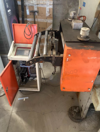 临沂地区处理自用扬锻63气动冲床 300吨兴达液压机 整平机 平板机 伺服送料器