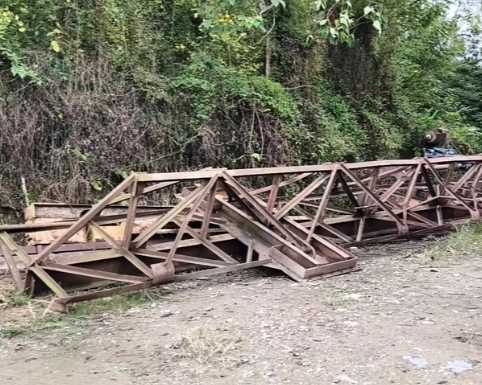 成都地区处理地行、涵管模具若干