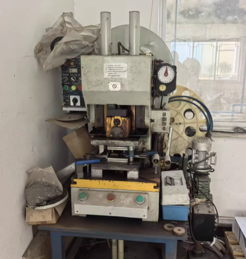 苏州地区工厂处理YU-21-125T佑亿精密冲床