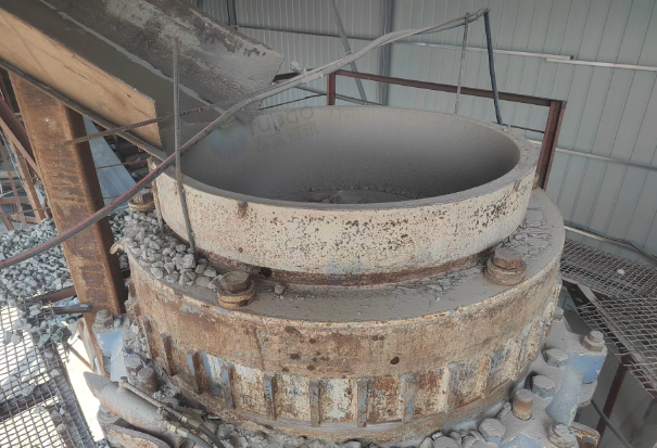 苏州地区工厂处理矿山设备一批