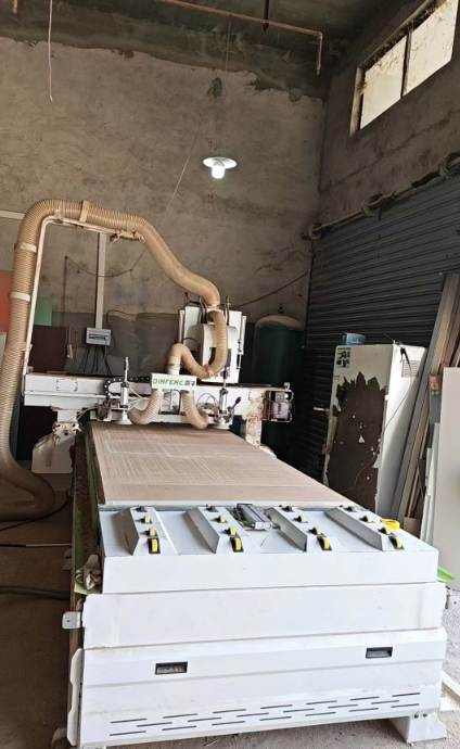 邵阳地区工厂处理鼎丰CNC加工中心、鼎丰封边机、侧孔机