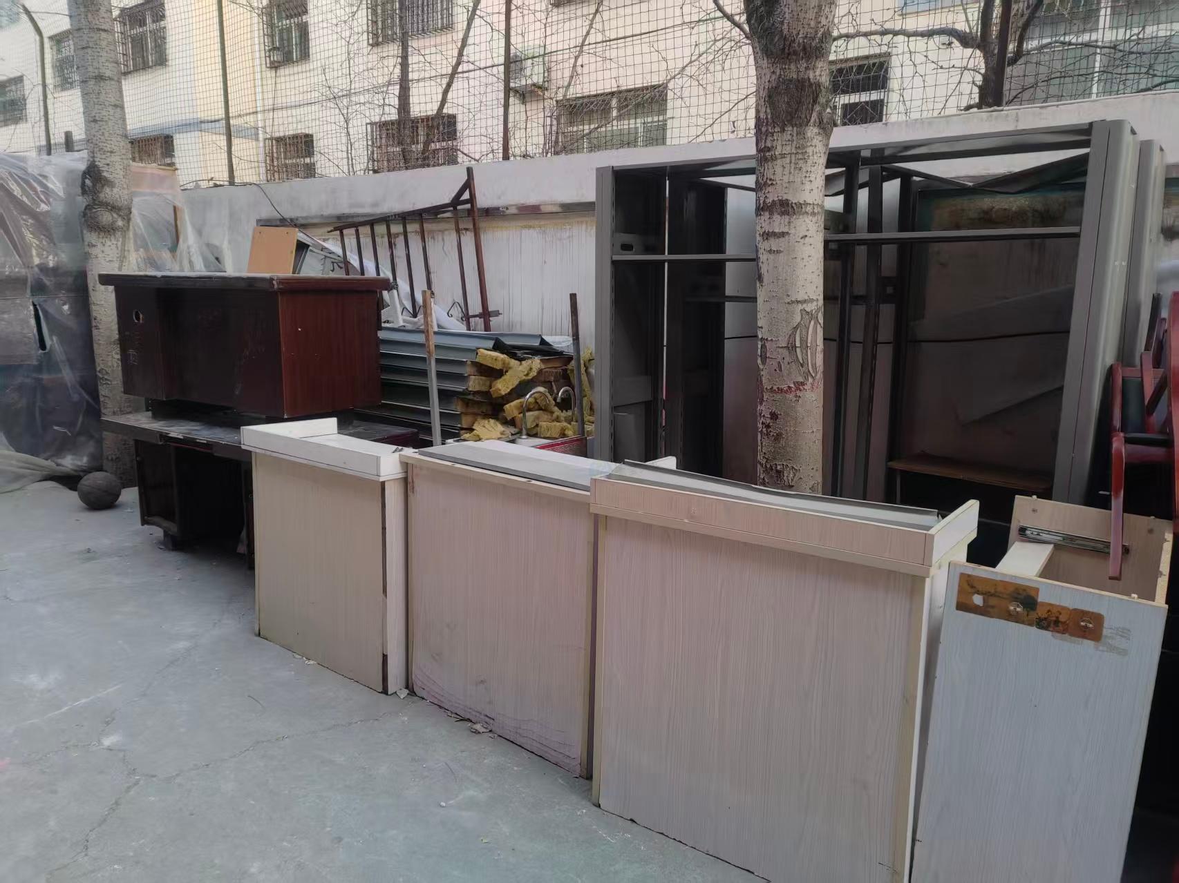 1月28日石嘴山学校家具用具、乐器、体育设备、教学仪器设备等报废资产处置项目转让公告