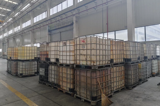 天门地区处理1批吨桶