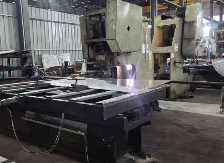 开封地区工厂处理气动压力机带板料送料机