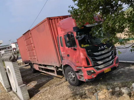 吉安地区处理江淮9米6单桥厢式货车