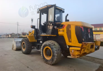 日照地区处理19年柳工835H装载机