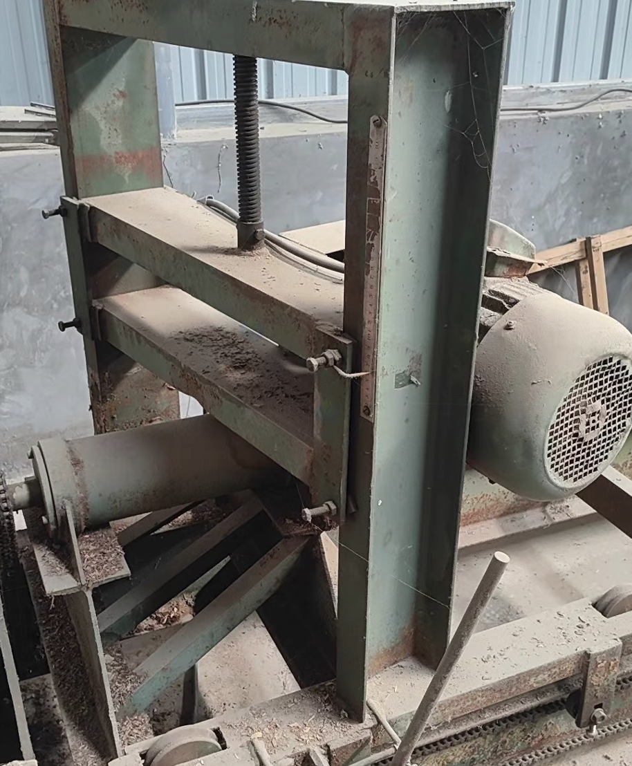 郑州地区处理车床、小台钻、双袋吸尘器