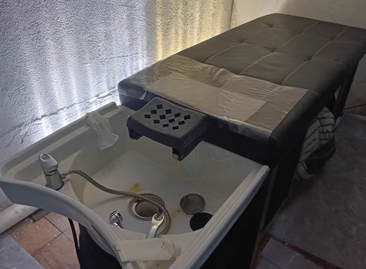 漳州地区处理洗头床、凳子、热水器、水槽