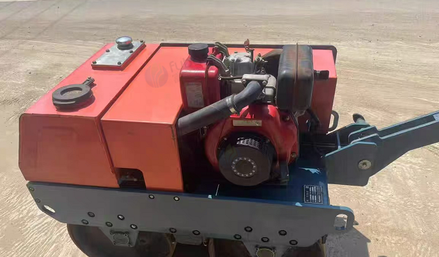 保定地区处理小型座驾式压路机