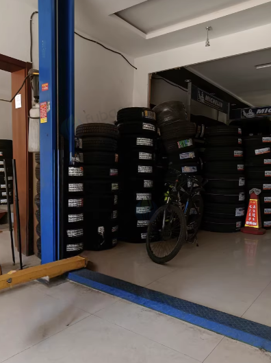 包头地区个人处理四轮定位仪、扒胎机、平衡机、举升机等