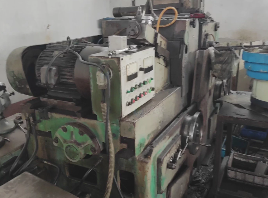 绵阳地区工厂处理1020无心磨床1台、1050无心磨床1台